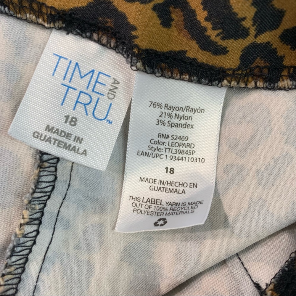 TIME and TRU Leopard Print Ankle Length Pants Sz 18 - Picture 8 of 8